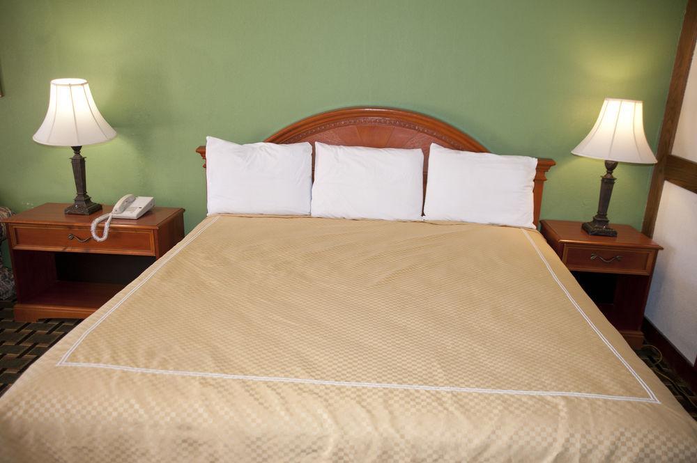 Motel Victorian & 3*
